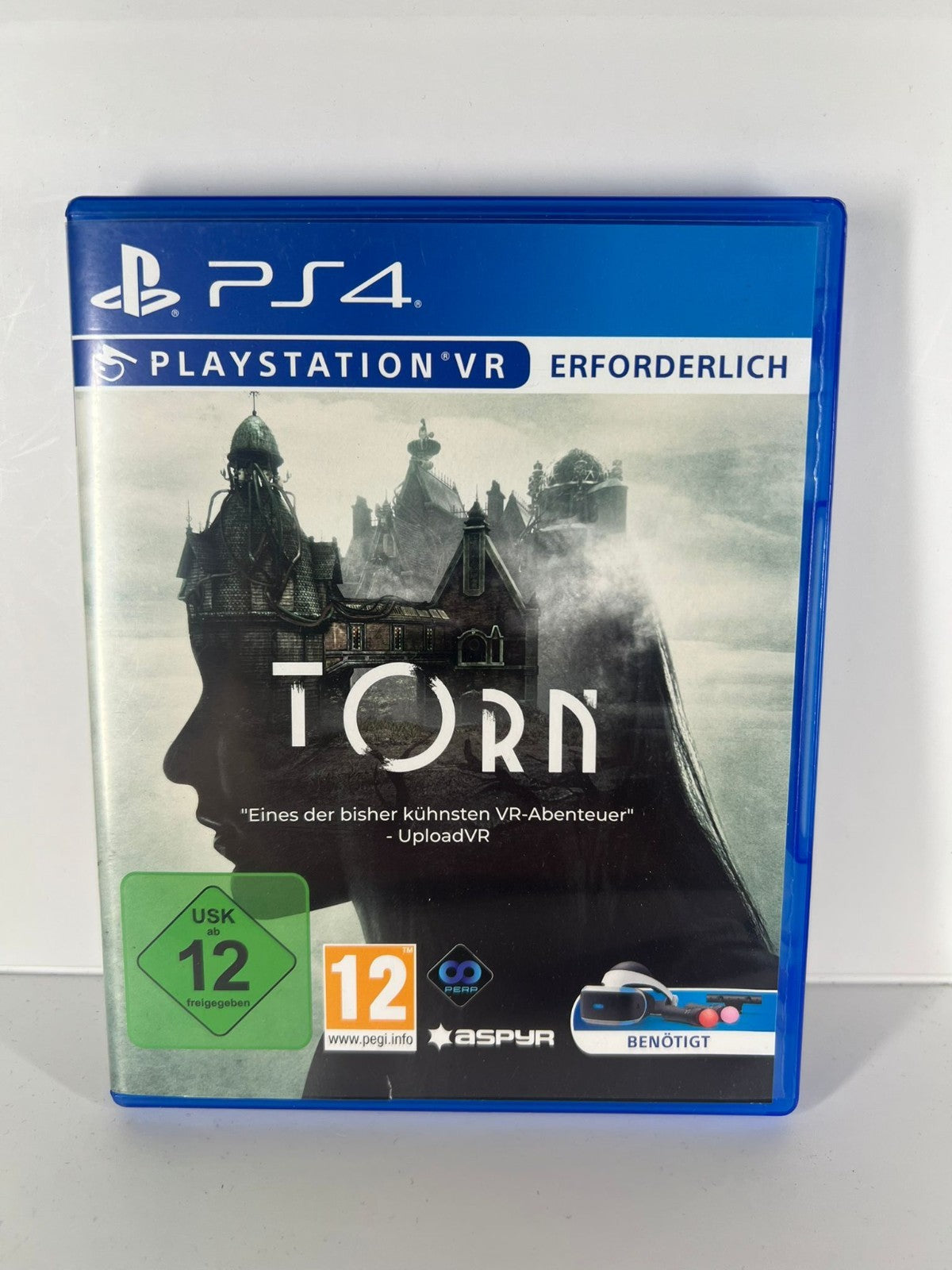 Torn - PS4
