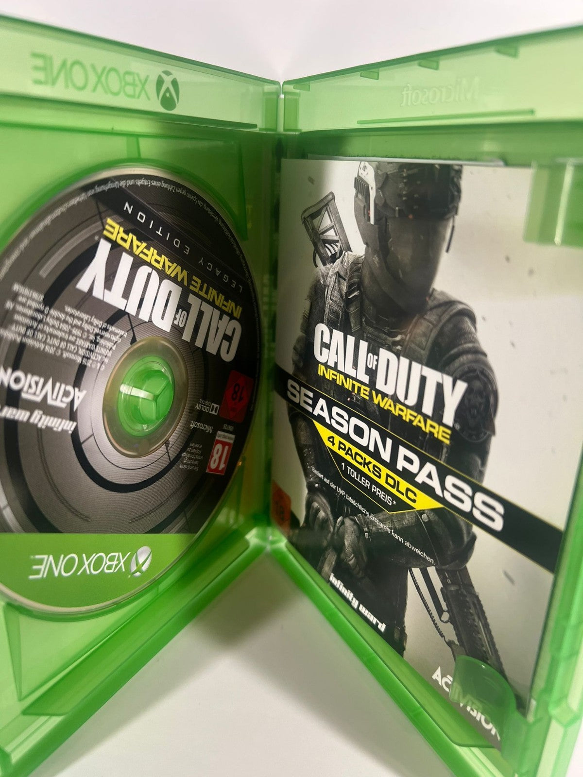 Call of Duty Infinite Warfare Legacy Edition - Xbox One